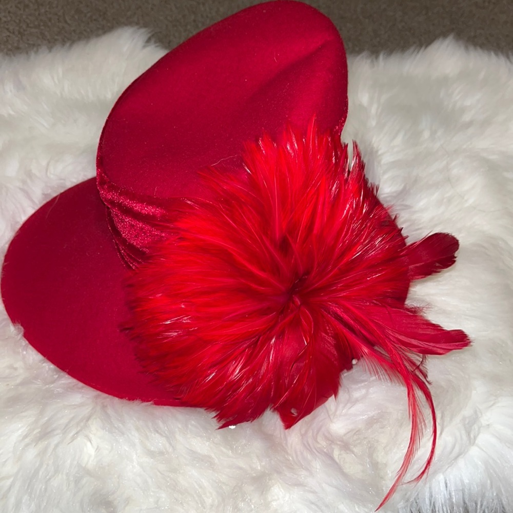 Red Feather Slanted Derby Hat